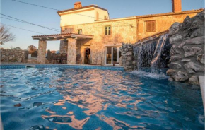 Villa Garica